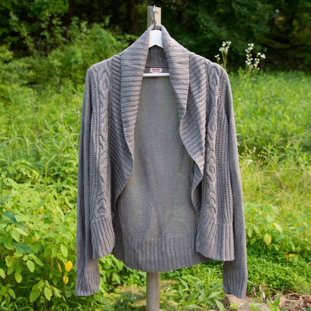 Mossimo Grey Cable Knit Sweater